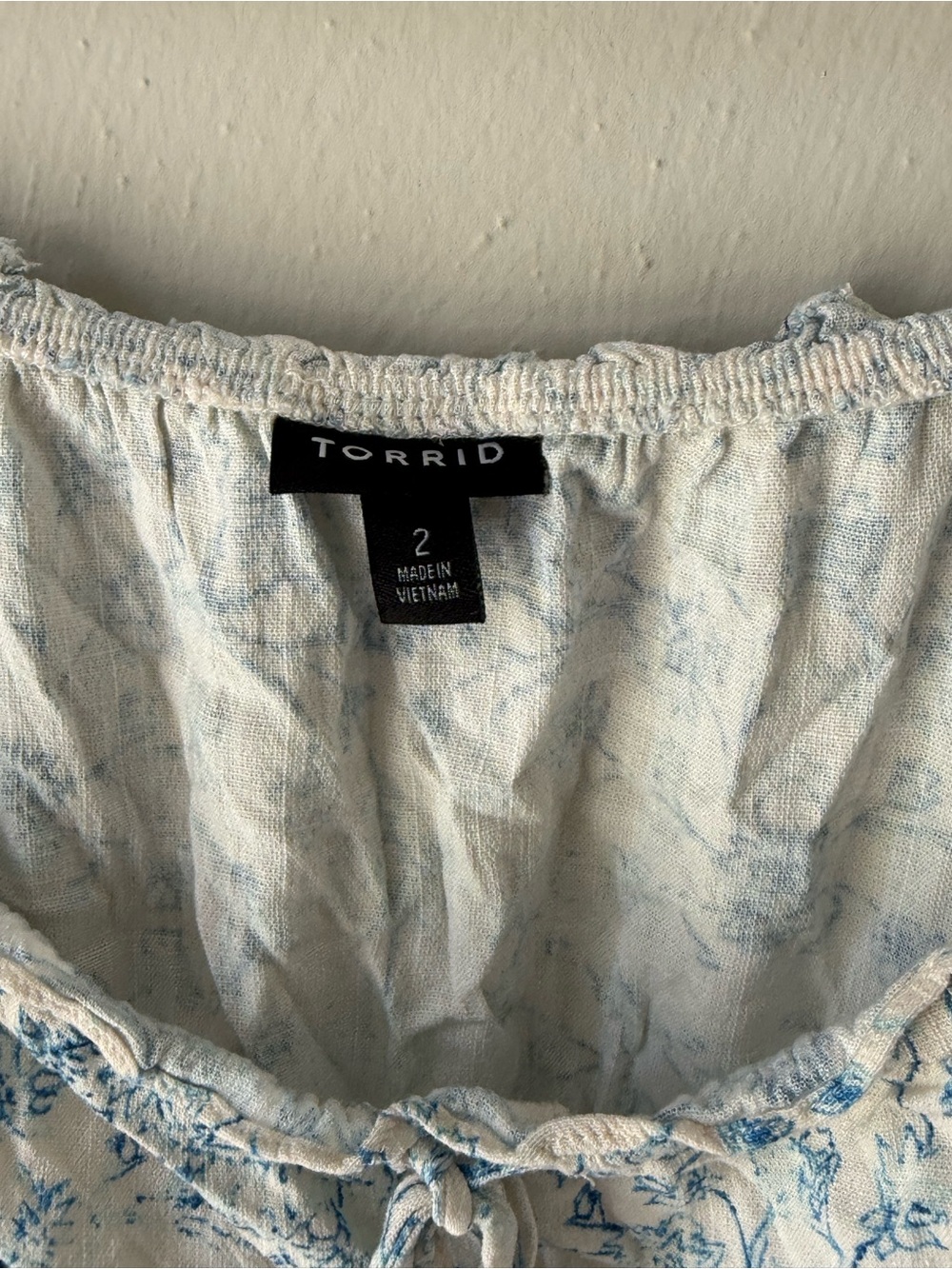 Torrid Floral Peasant Blouse in Cream and Light Blue - Picture 3 of 6